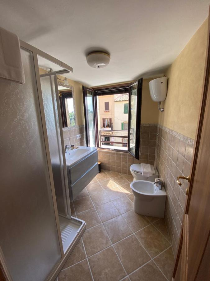 La Torre Della Piramide Hotel Pitigliano Kültér fotó